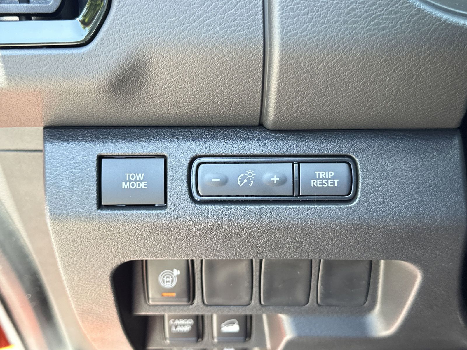 2025 Nissan Frontier PRO-4X photo 14