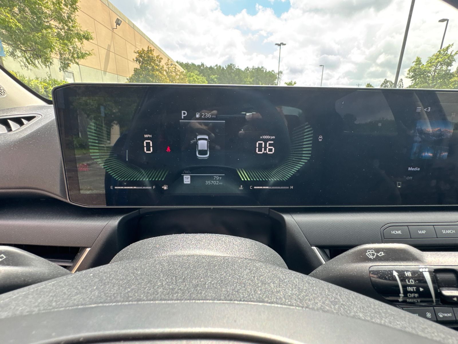Used 2025 Blue Kia LXS image 27