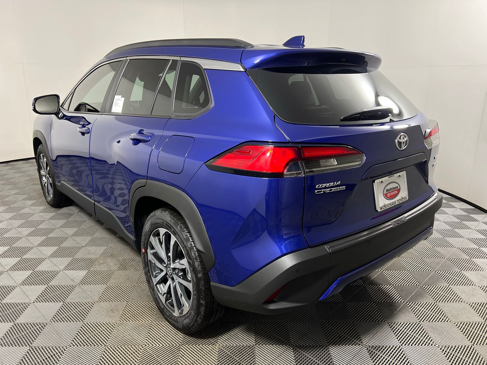 2025 Toyota Corolla Cross XLE 7