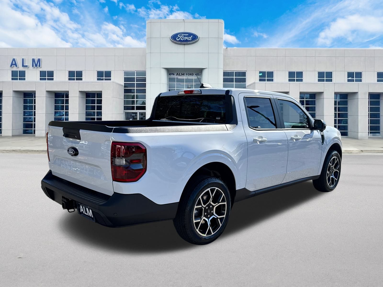 New 2026 Oxford White Ford Lariat® image 6