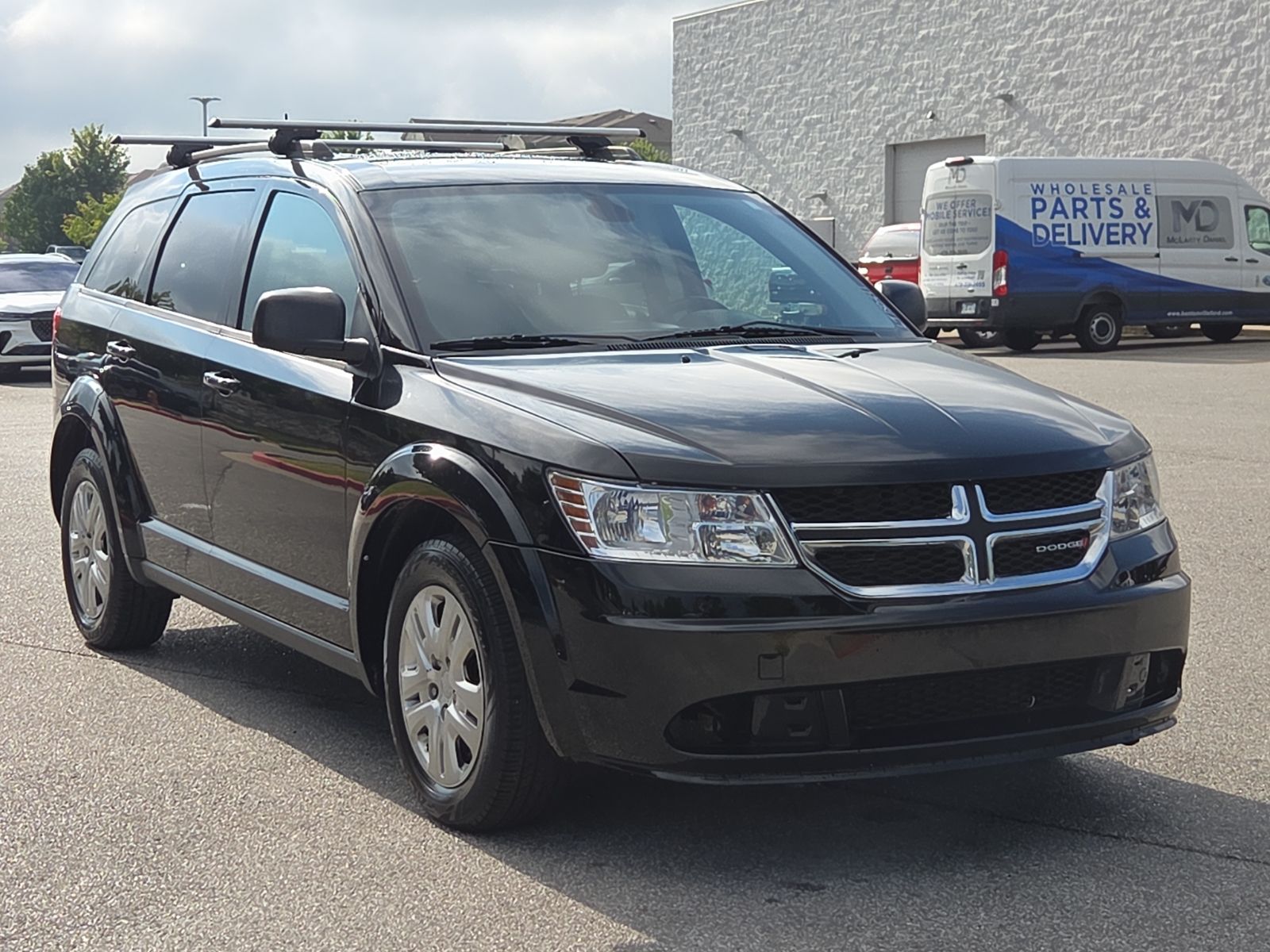 Pitch Black Clearcoat 2020 Dodge Journey SUV / Crossover Front-Wheel Drive 4-Speed Automatic