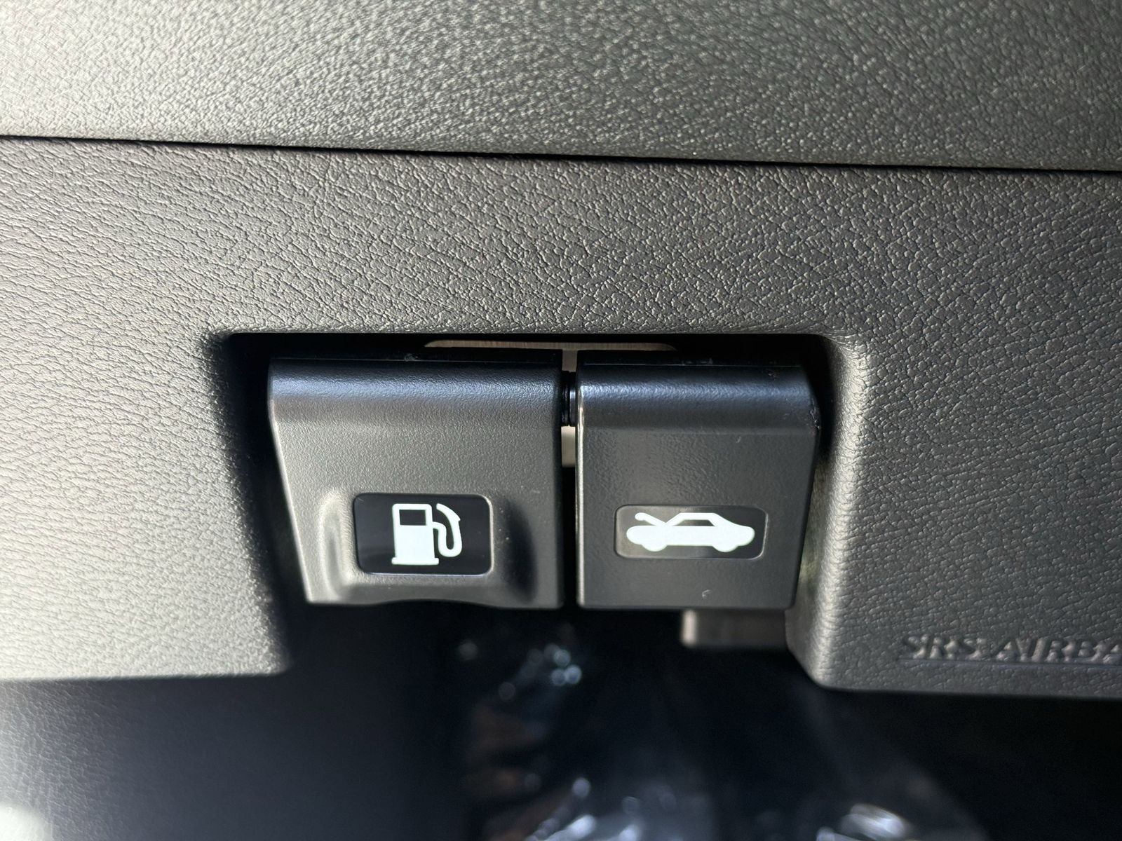 2025 Nissan Kicks Play S photo 15