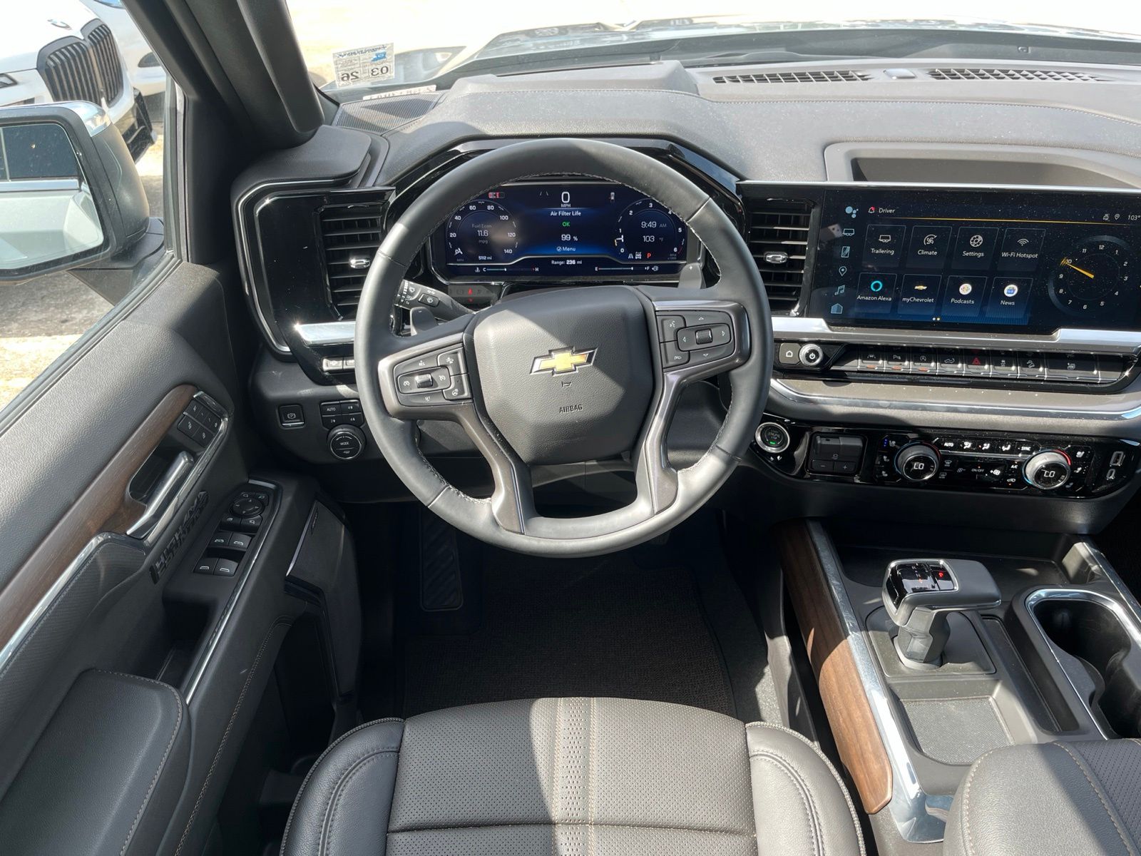 2024 Chevrolet Silverado 1500 High Country - 10