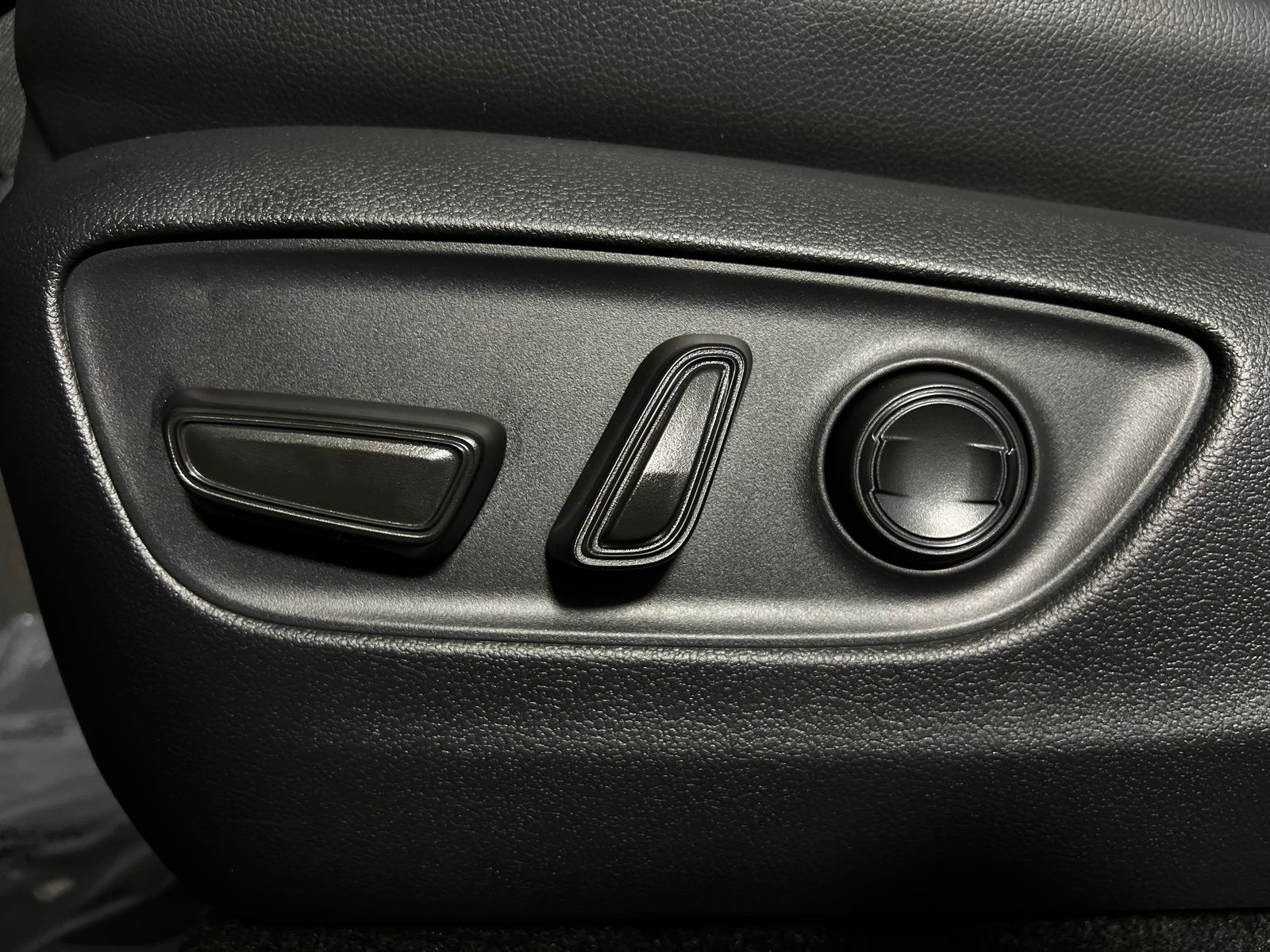 Thumbnail: 2026 Toyota Land Cruiser - 14