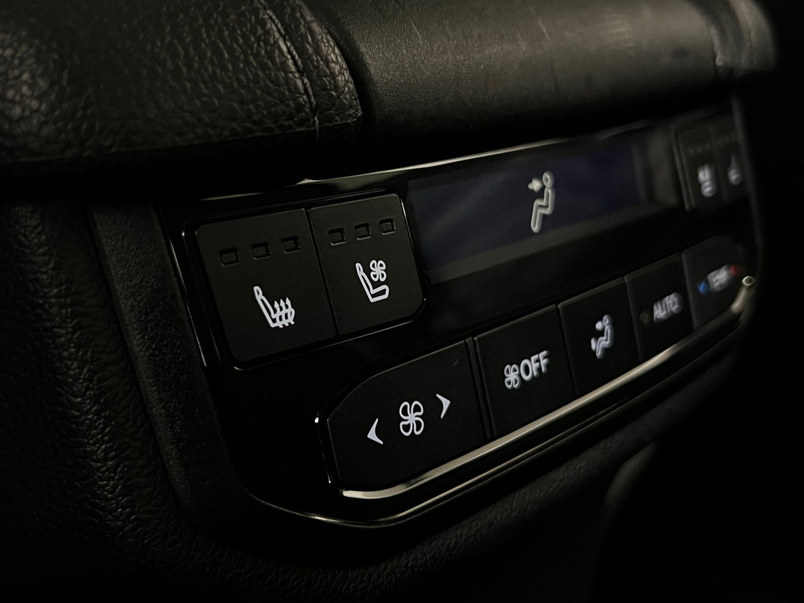 2024 Toyota Grand Highlander Platinum 28