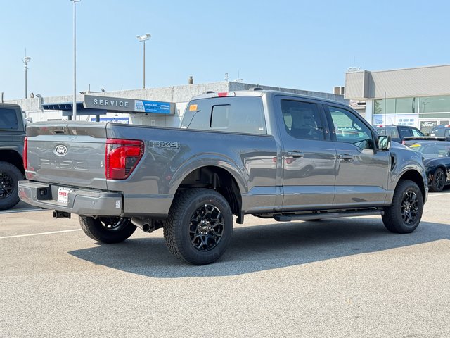 New 2026 Carbonized Gray Metallic Ford XLT image 6