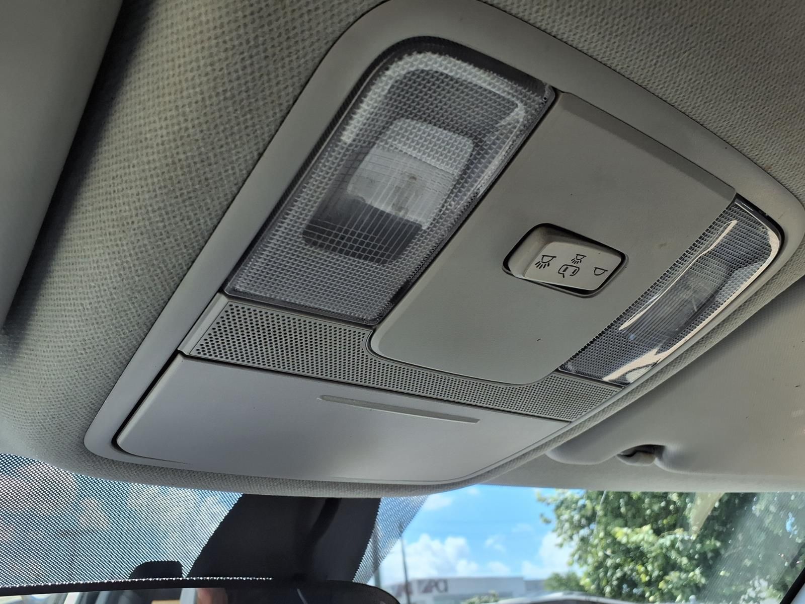 2022 Kia Soul LX White at Gullo Toyota