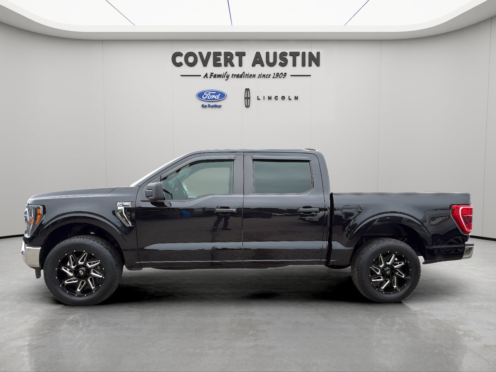 Used Car 2023 Ford F-150  Xlt For Sale Under $40,000 In Austin, Texas