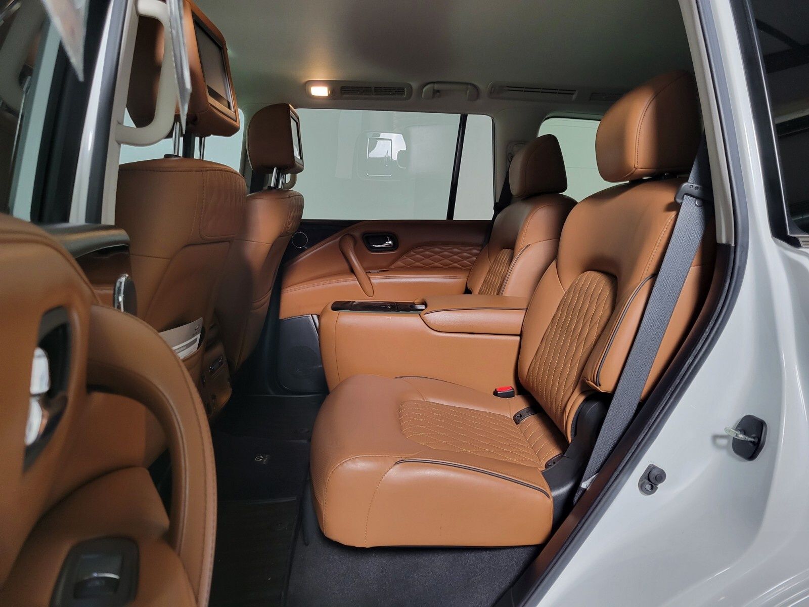 2019 INFINITI QX80 LUXE 21