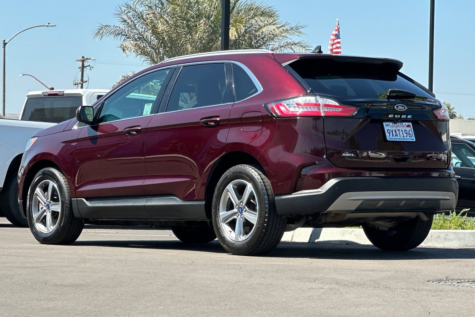 View vehicle photo 6