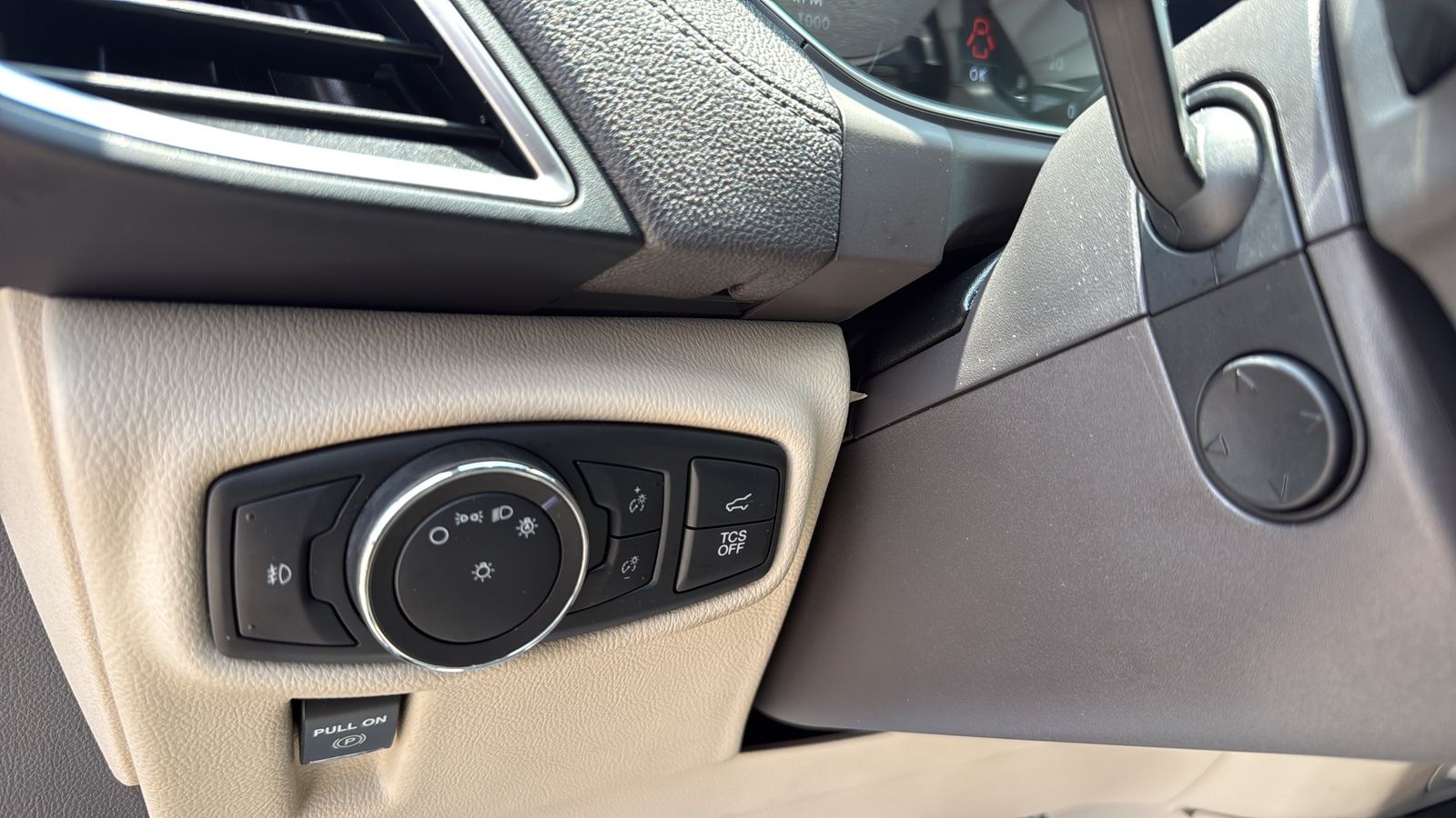 Used Car 2020 Lincoln Nautilus  Reserve For Sale Under $30,000 In Austin, Texas