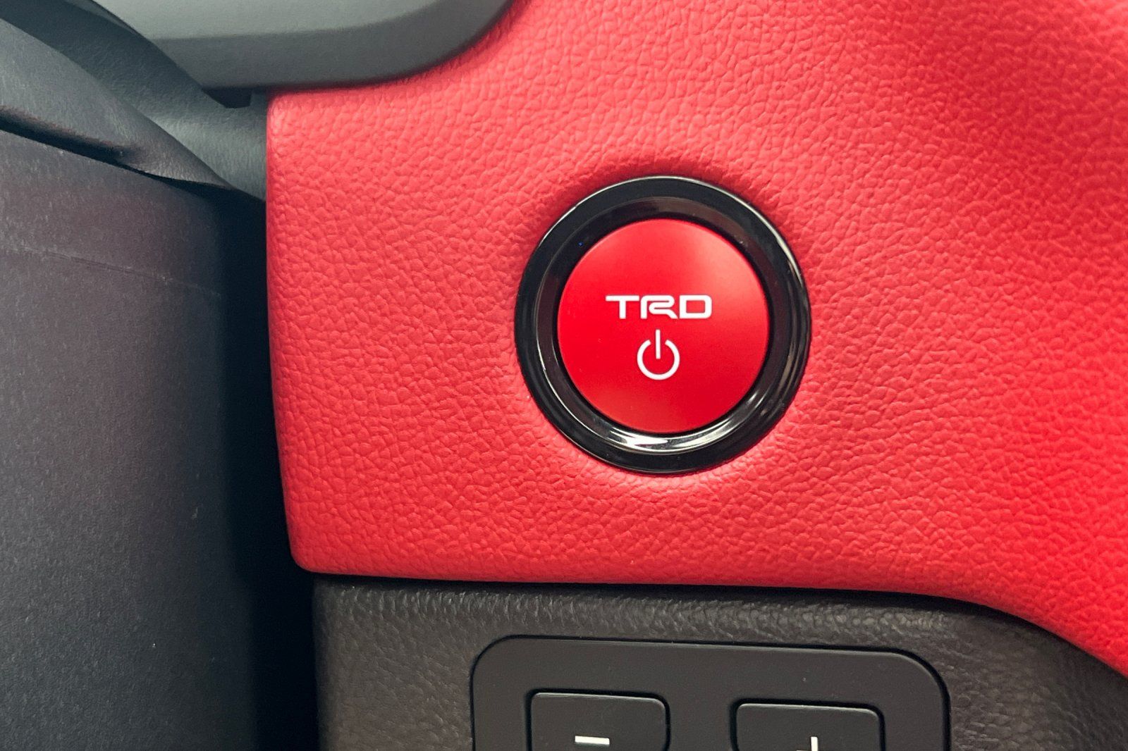 2025 Toyota Tundra TRD Pro - Photo 24