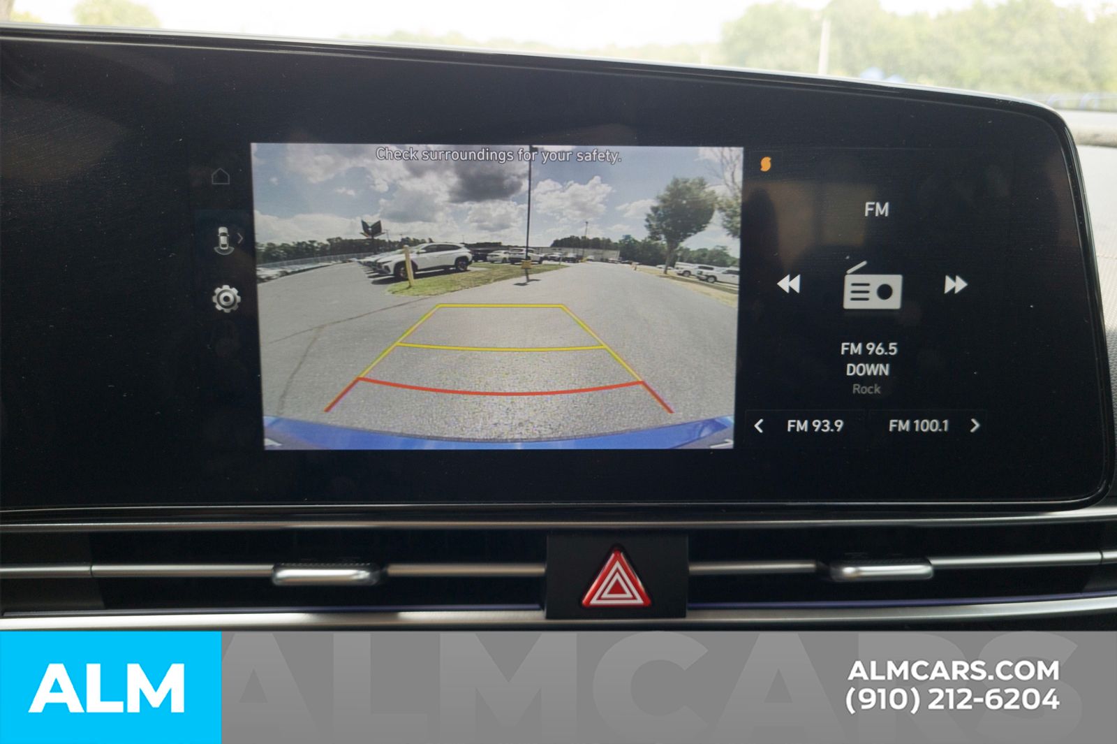 Used 2024 Blue Hyundai SEL image 23