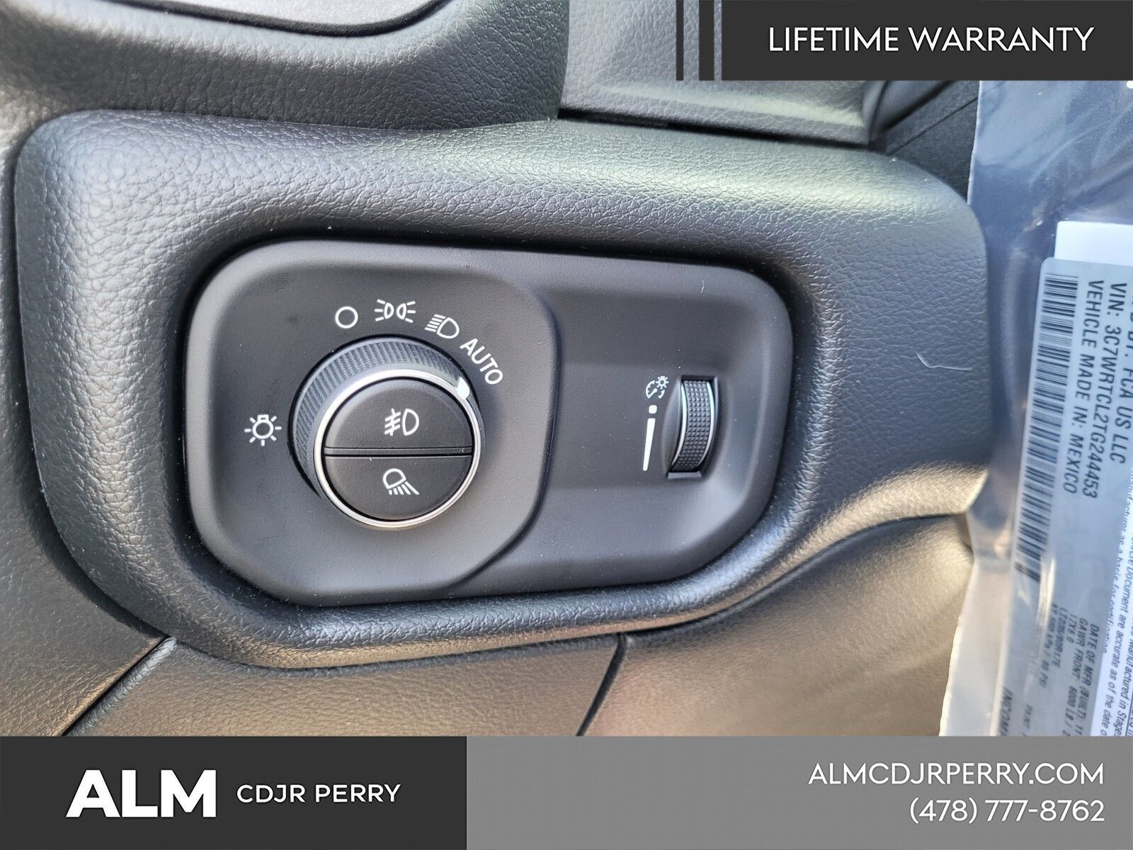 New 2026 Silver-Zynith Exterior Paint RAM Tradesman image 26
