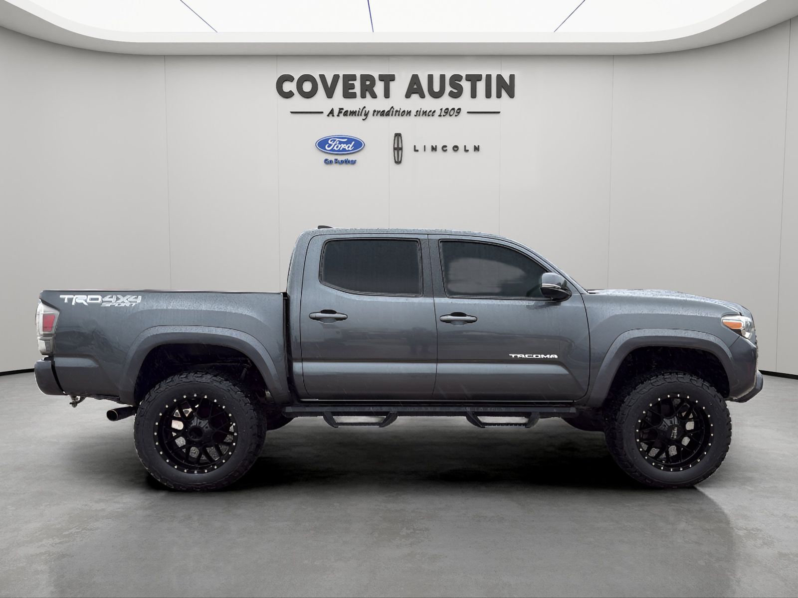 Used Car 2020 Toyota Tacoma  Trd Sport For Sale Under $35,000 In Austin, Texas