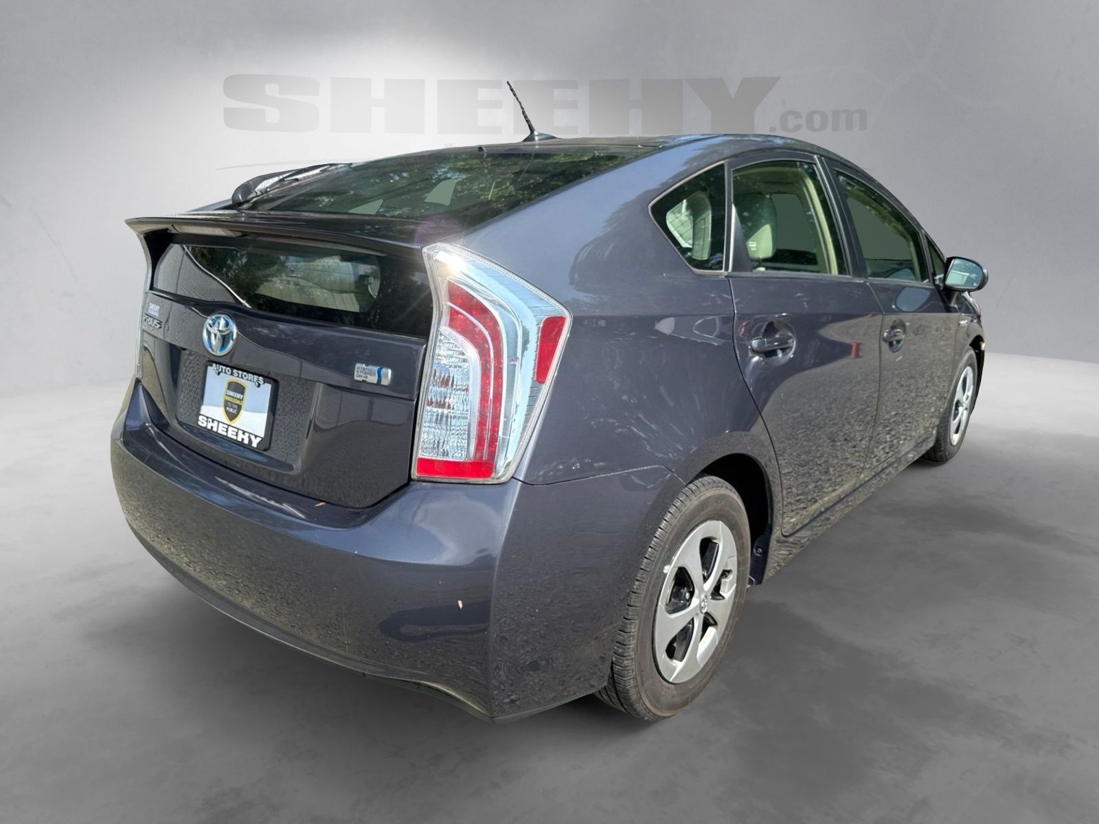 Used 2015 Winter Gray Metallic Toyota Four image 9