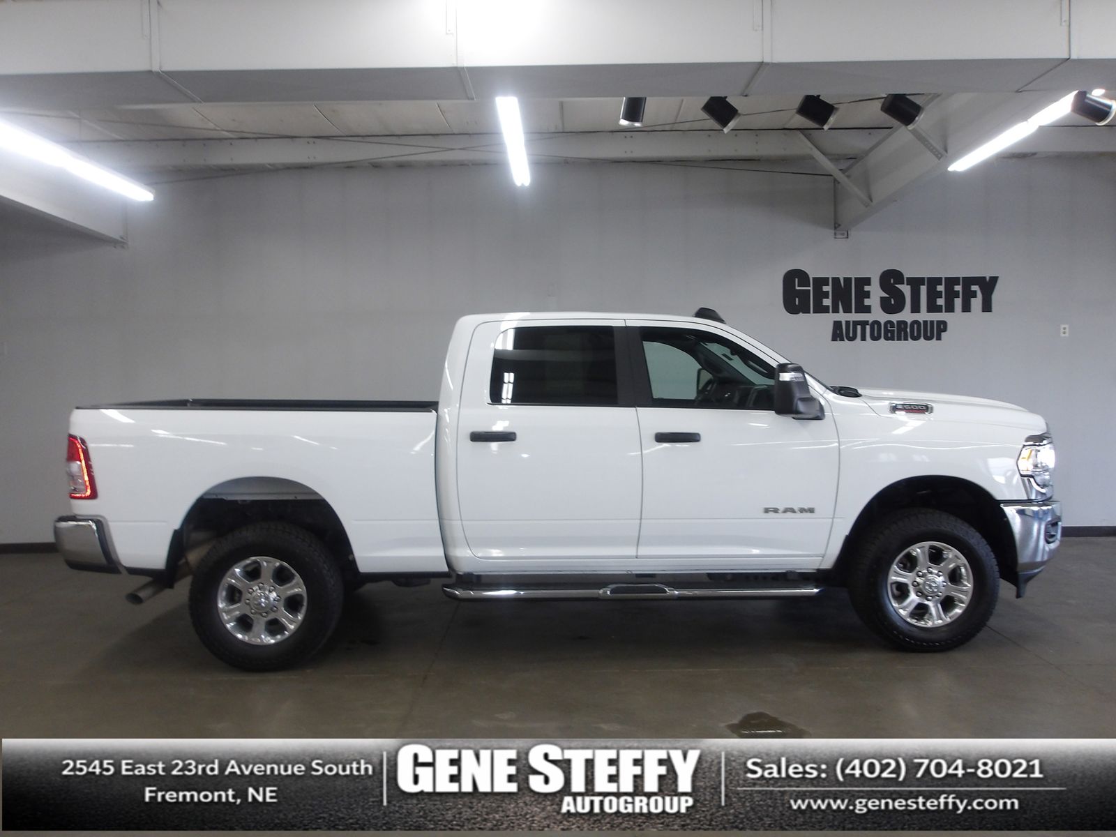 2024 RAM 2500 Big Horn Crew Cab 4WD