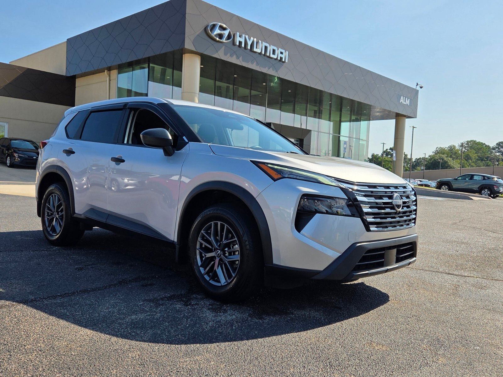 2024 Nissan Rogue S