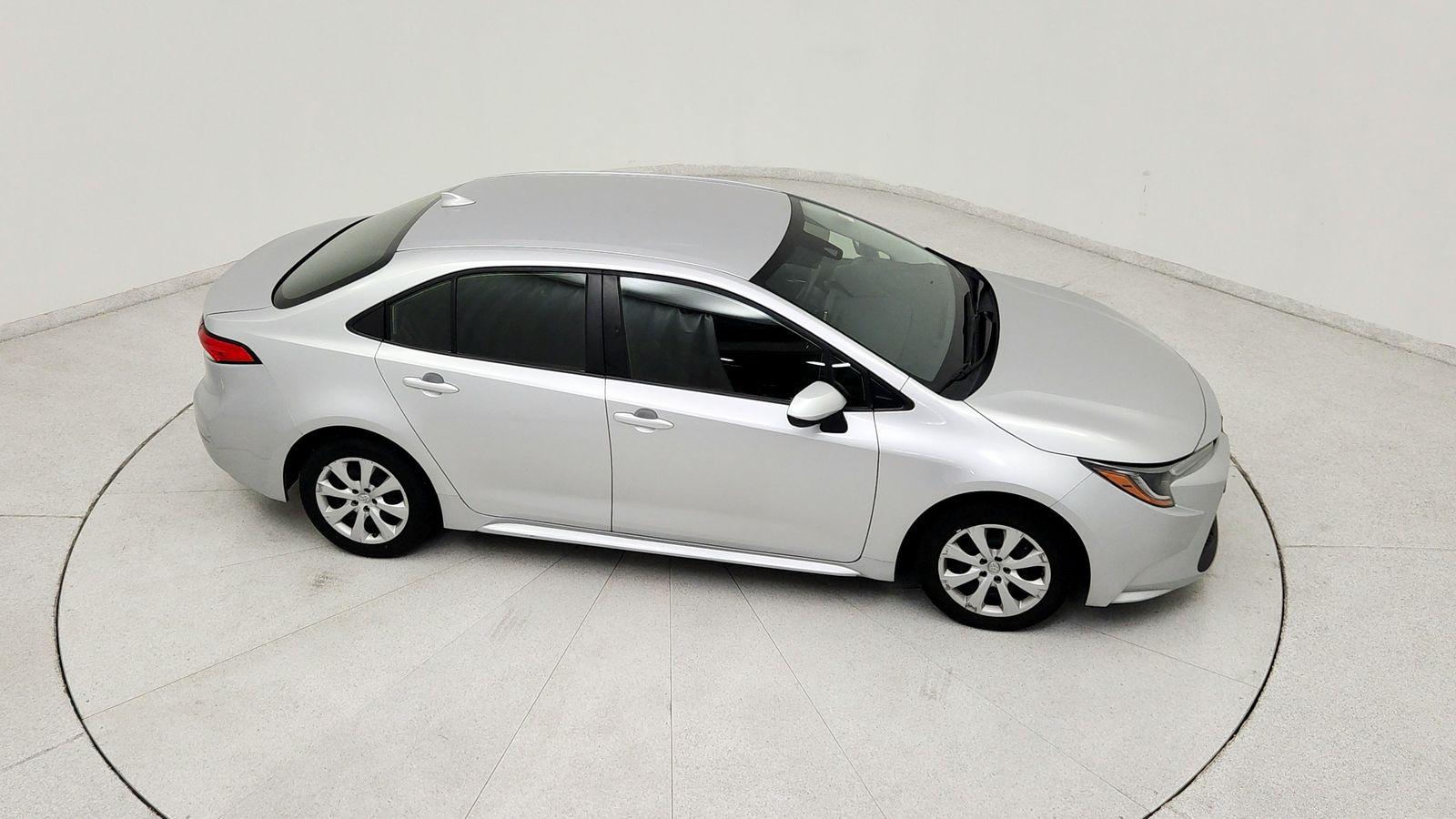 Used 2021 Silver Toyota LE image 20