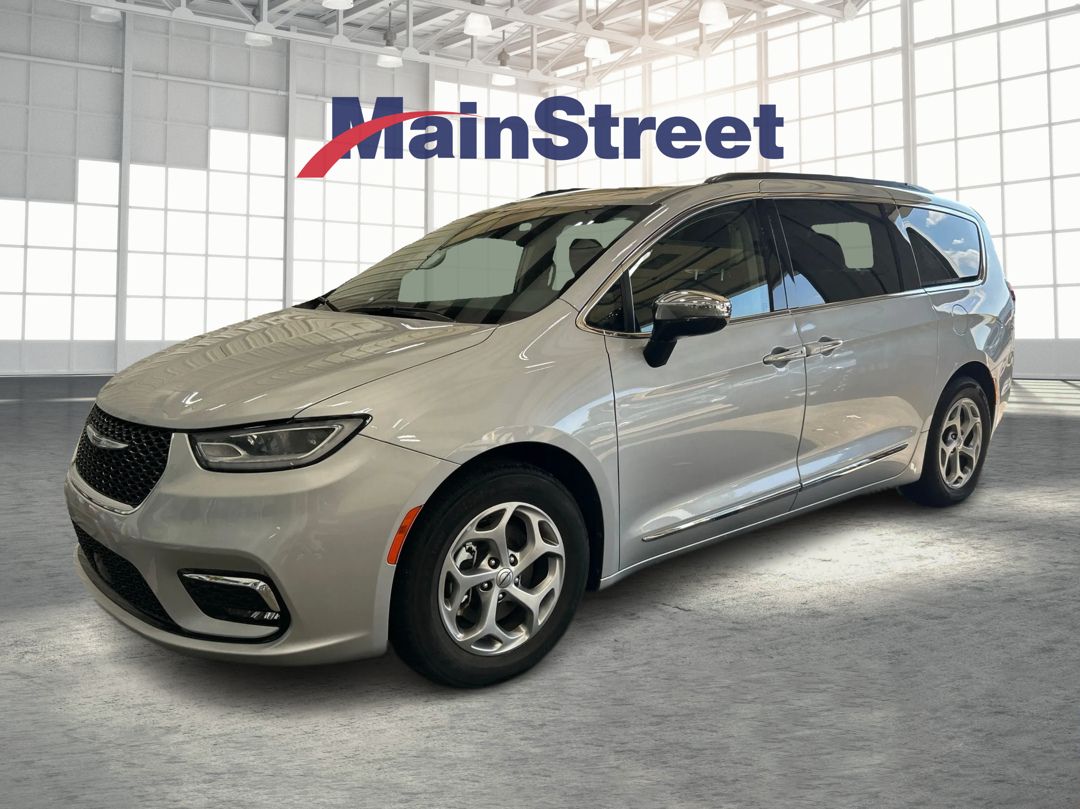 2023 Chrysler Pacifica Limited FWD