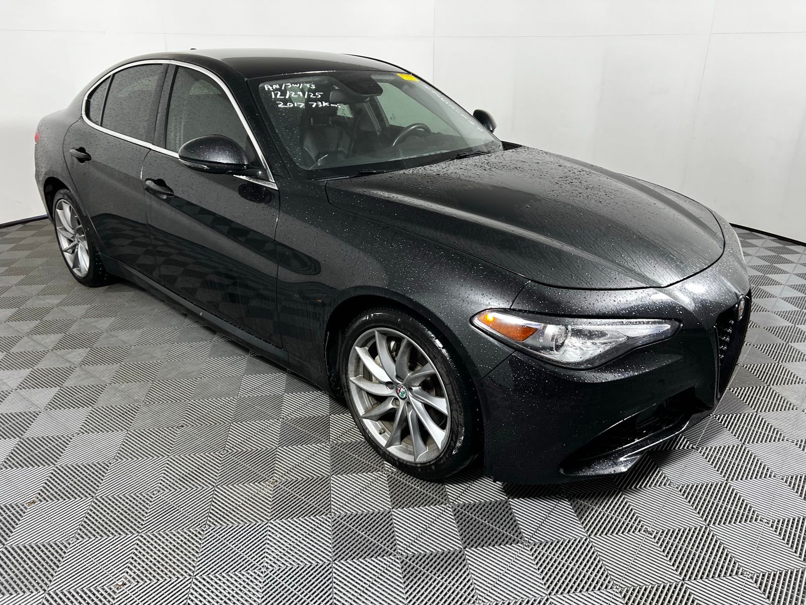 Thumbnail: 2017 Alfa Romeo Giulia - 3