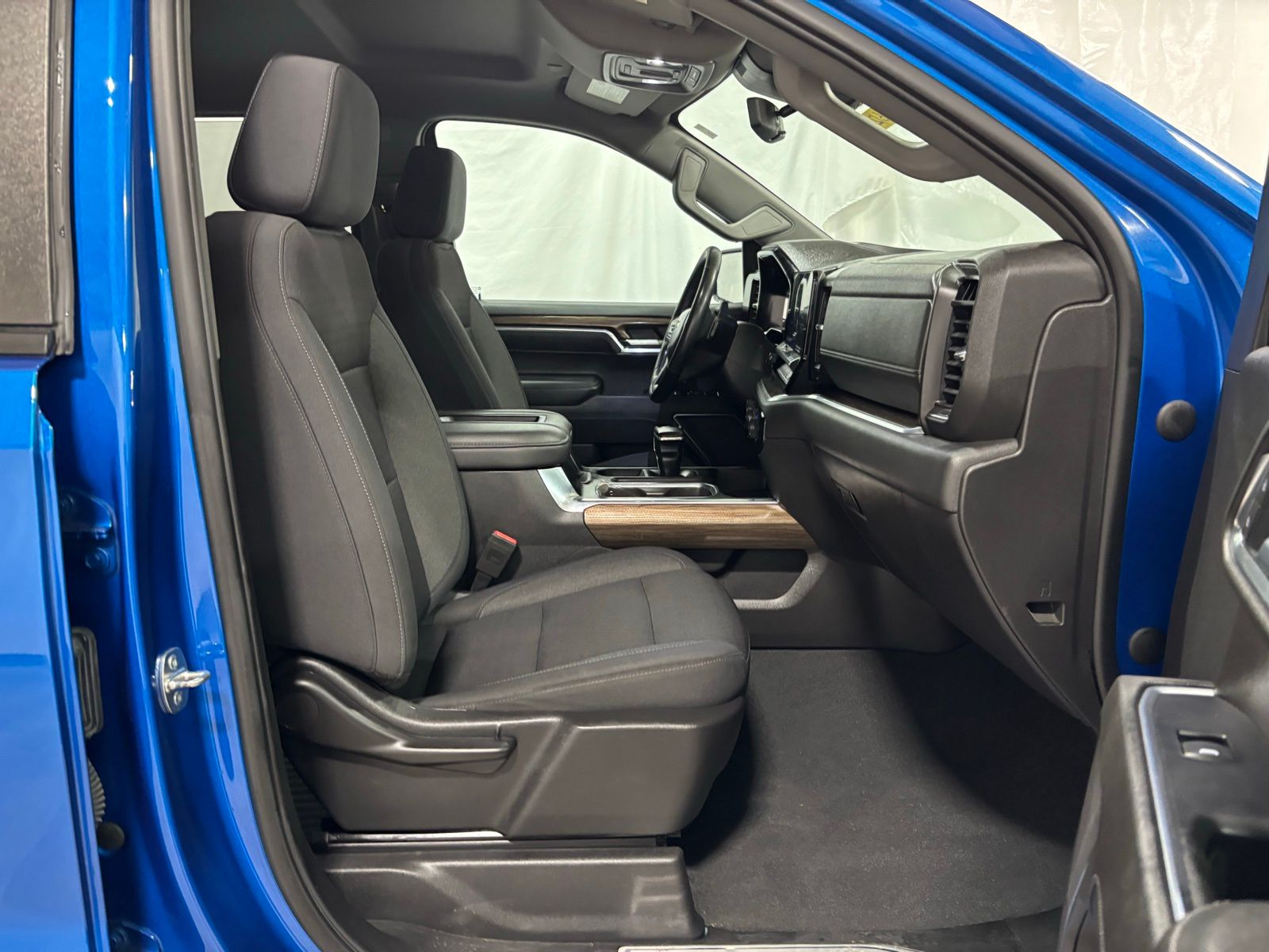 Used Car 2022 Chevrolet Silverado 1500  Lt For Sale Under $30,000 In Austin, Texas