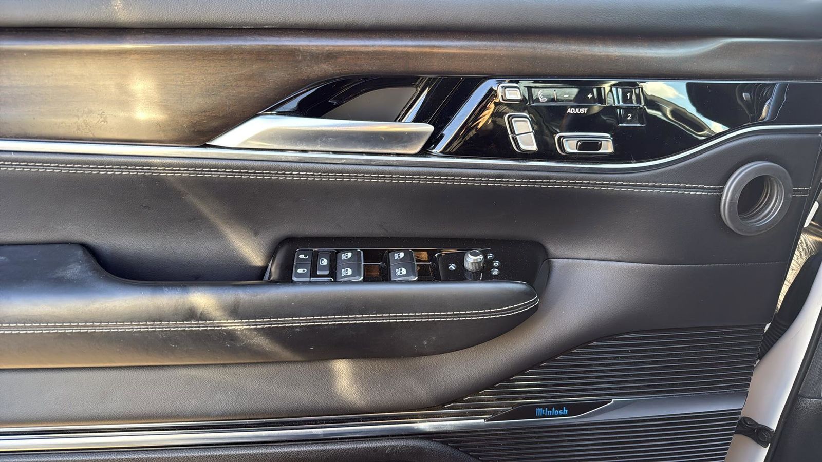 Used Car 2022 Jeep Grand Wagoneer  Series I For Sale Under $50,000 In Austin, Texas