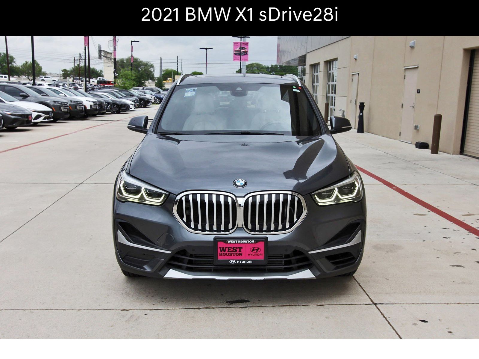 View vehicle photo 2