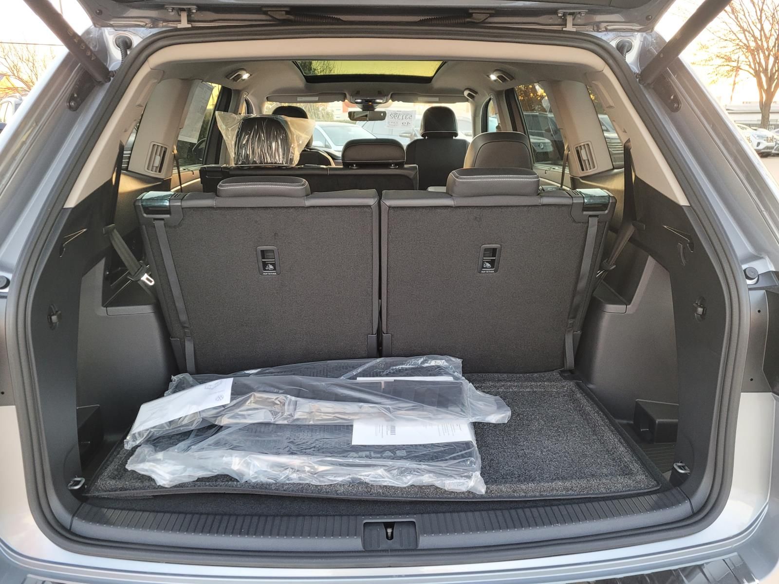 new 2026 Volkswagen Atlas car, priced at $49,958