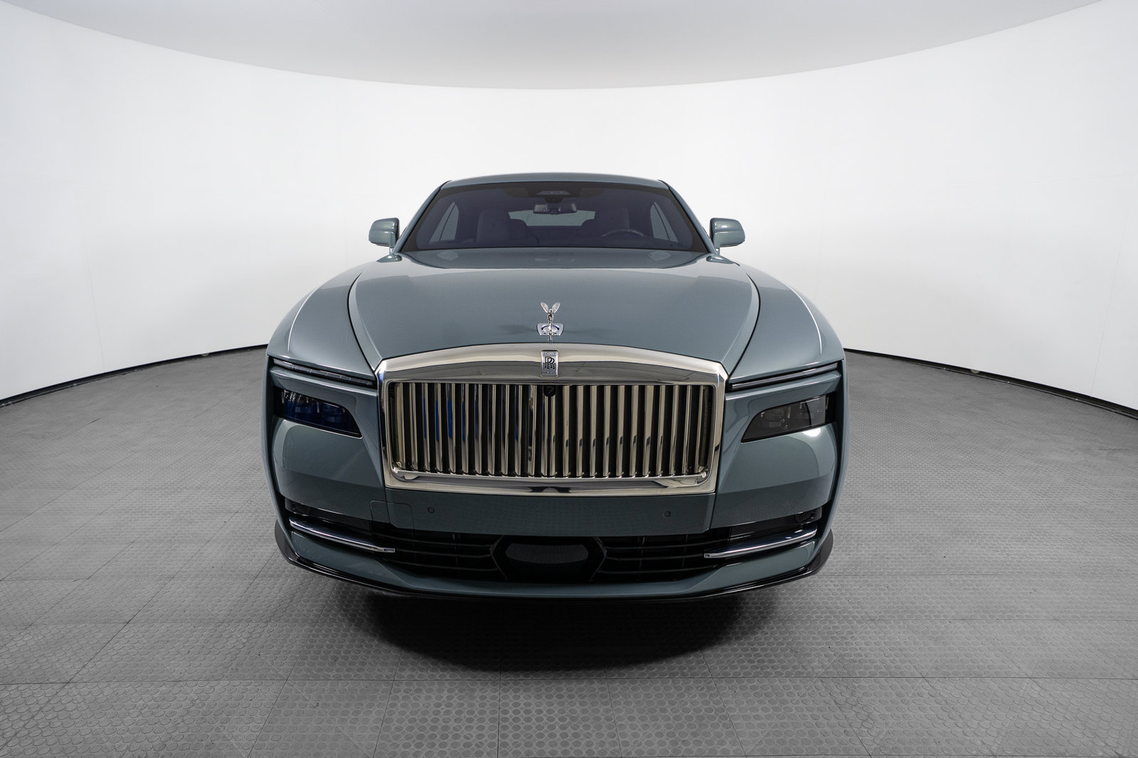 2024 Rolls-Royce Spectre — full photo 8 of 54