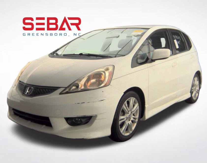 White 2011 Honda Fit Hatchback Front-Wheel Drive 5-Speed Automatic
