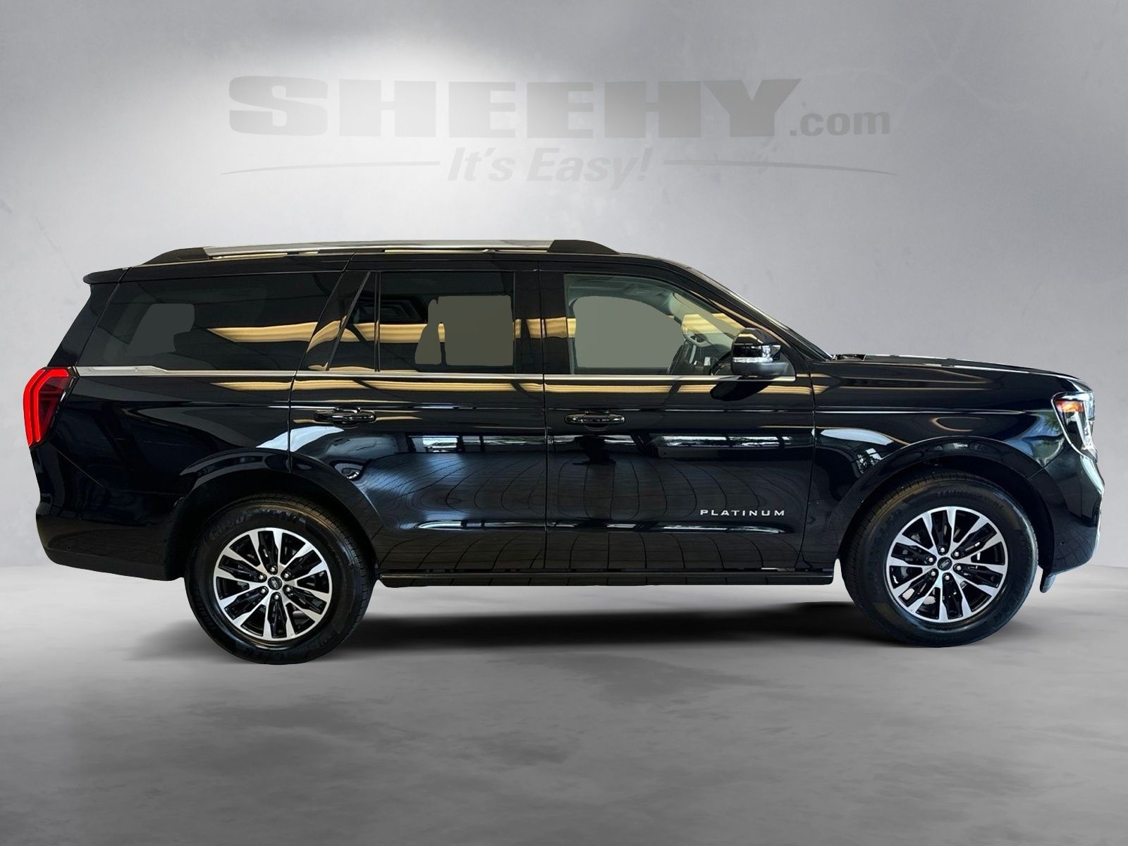 Certified Used 2025 Agate Black Metallic Ford Platinum image 10