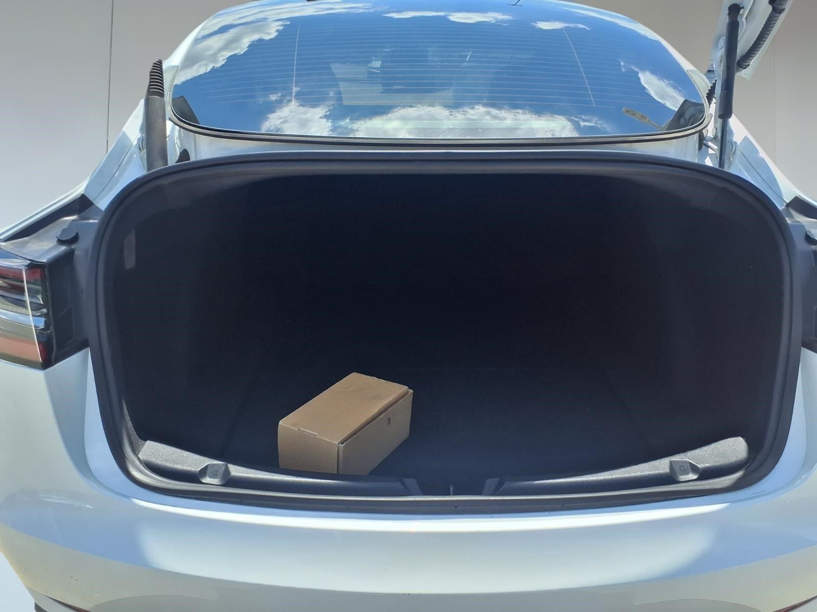 2023 Tesla Model 3 Base - 8