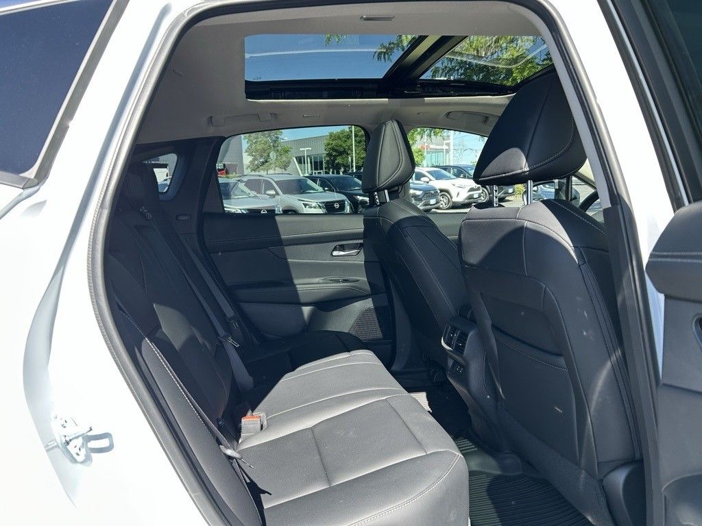 2025 Nissan Murano SL - Photo 29