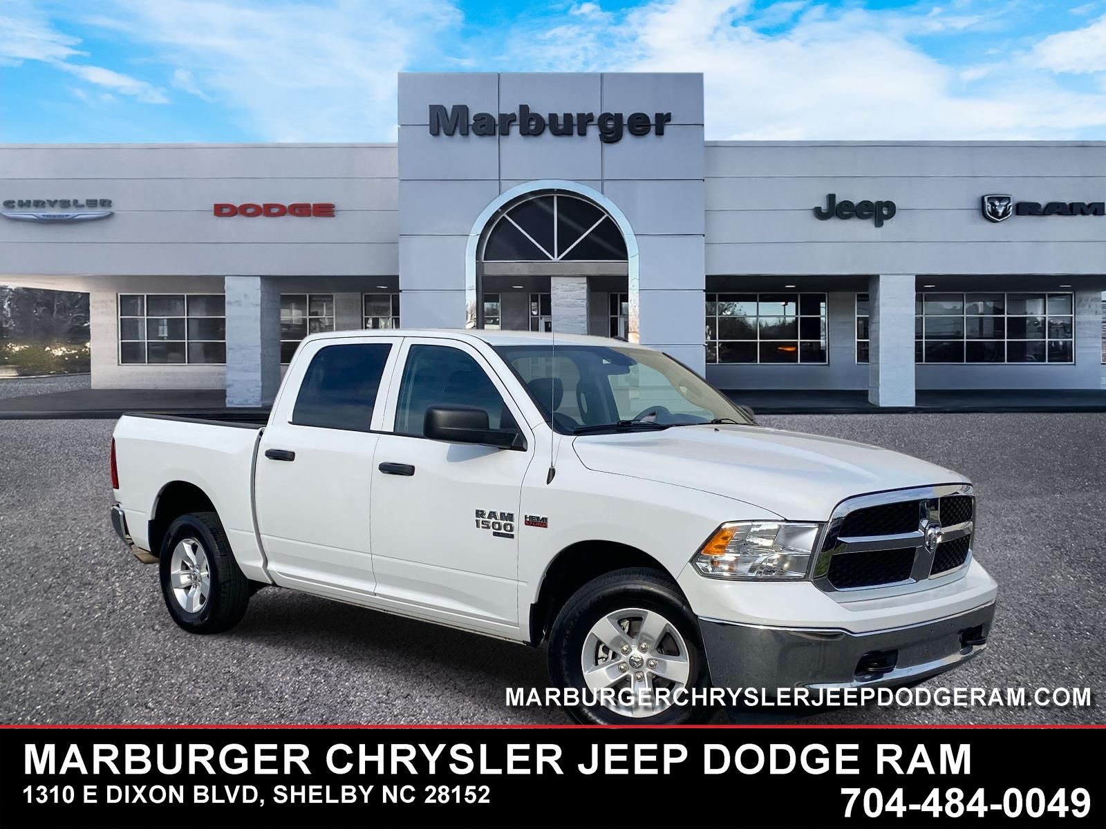 Bright White Clearcoat 2022 RAM 1500 Classic Tradesman Crew Cab 4WD Pickup Truck Four-Wheel Drive 8-Speed Automatic