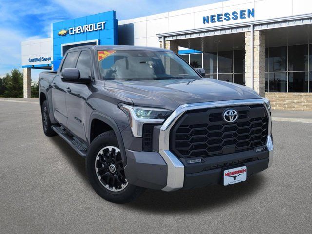 2024 Toyota Tundra SR5 CrewMax Cab RWD