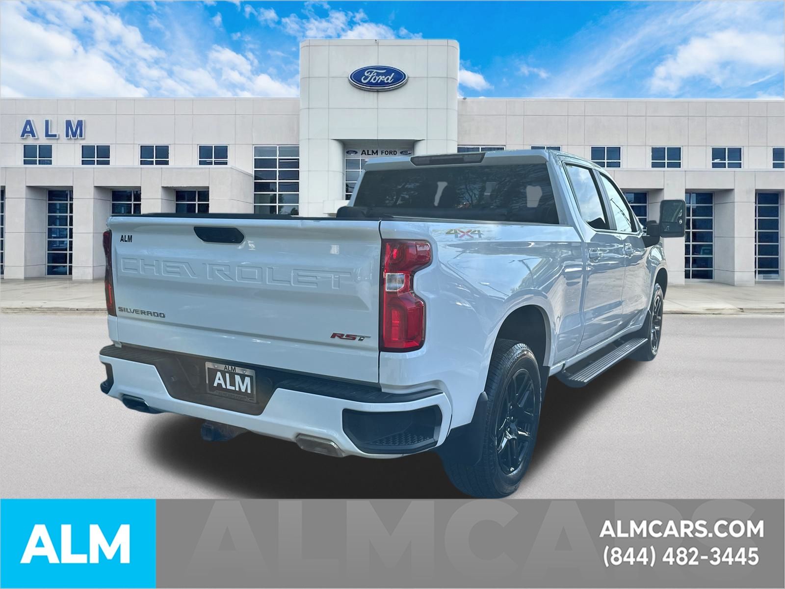 Used 2024 White Chevrolet RST image 5