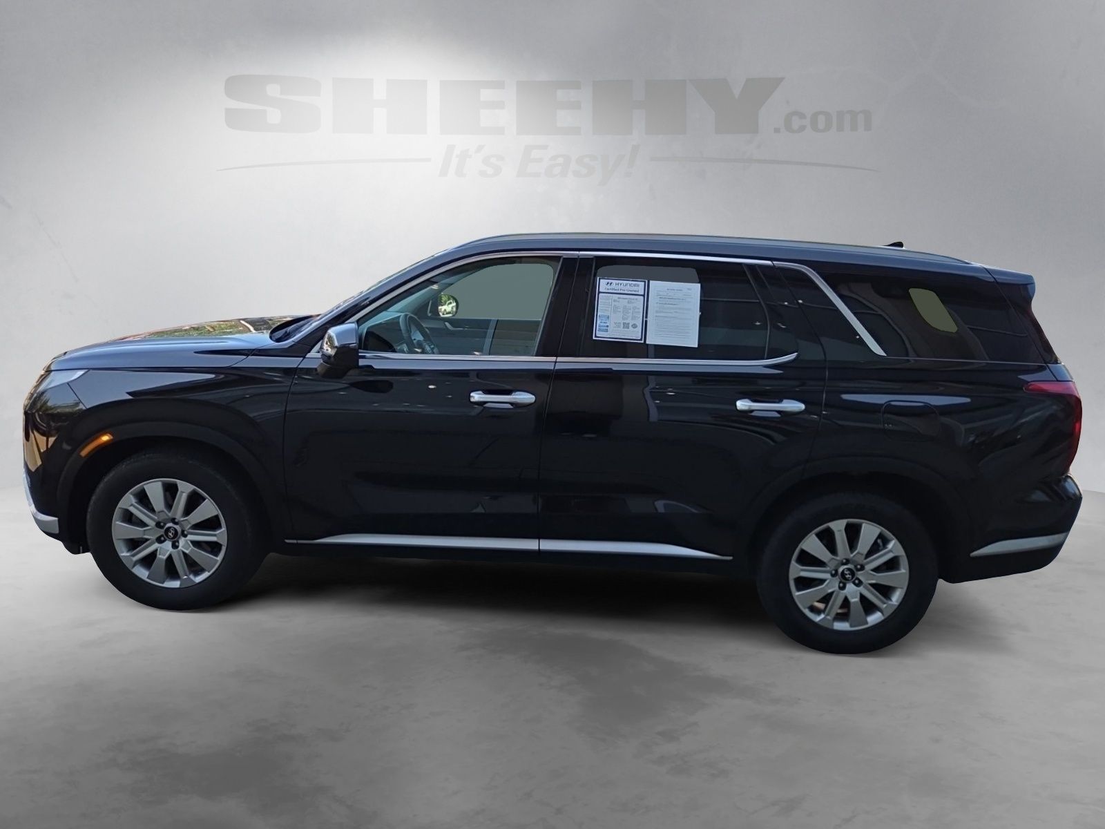 Used 2024 Black Hyundai SEL image 14