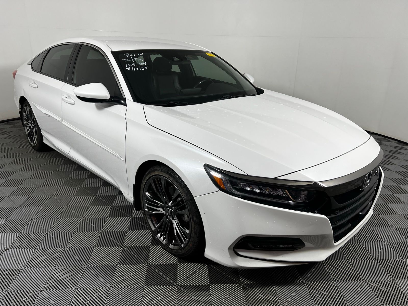 2019 Honda Accord Sport 3