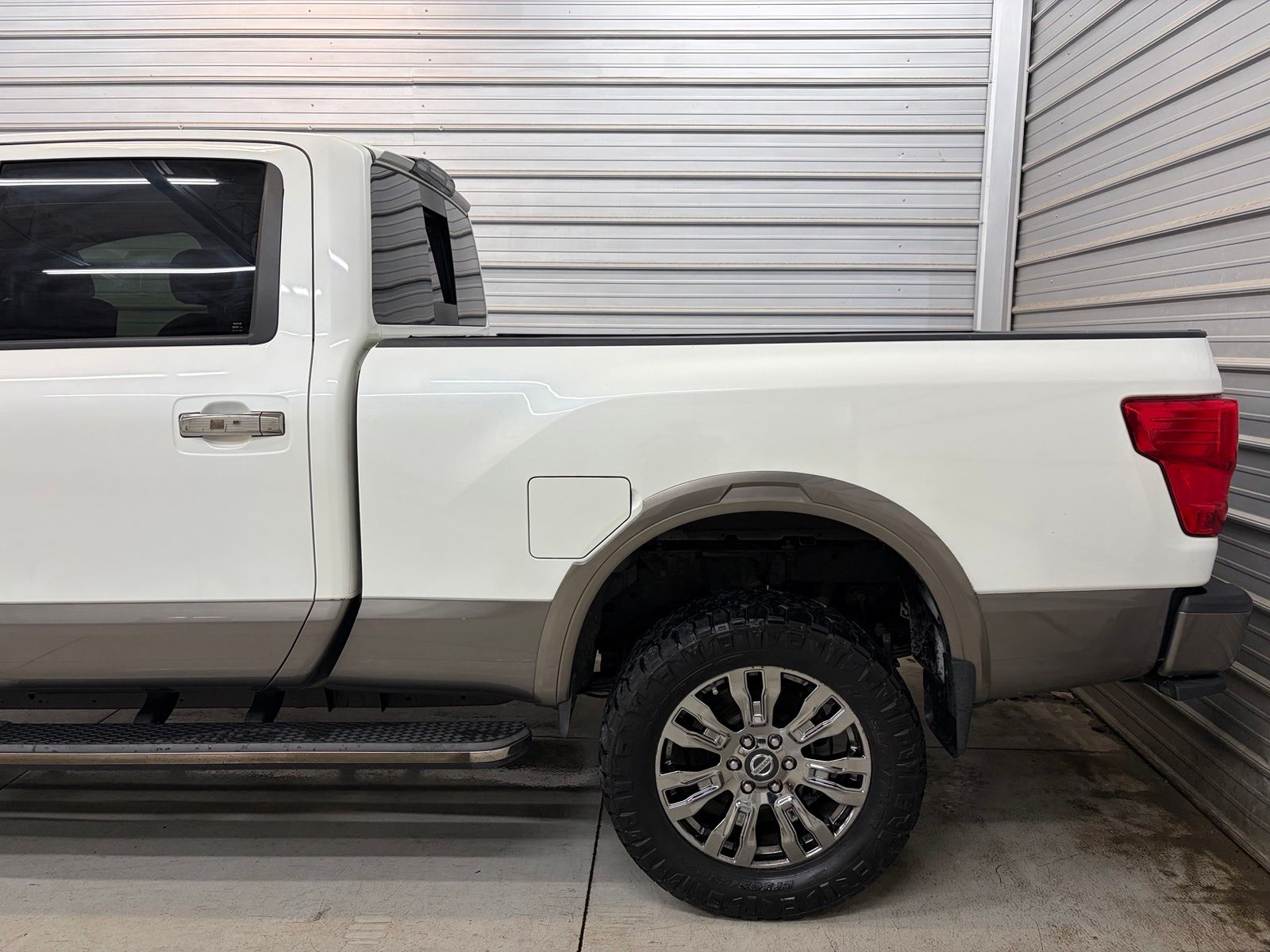 Photo 5 of 2017 Nissan Titan XD Platinum Reserve
