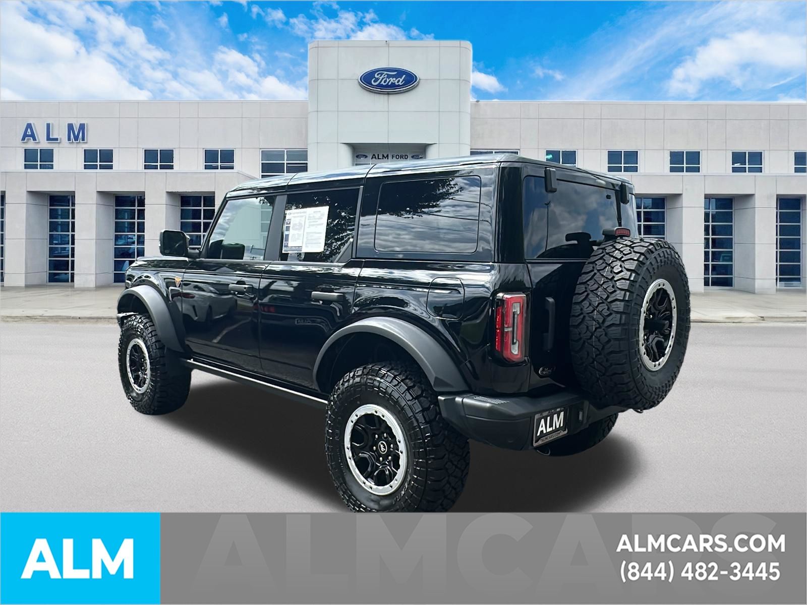 Used 2025 Shadow Black Ford Badlands image 9