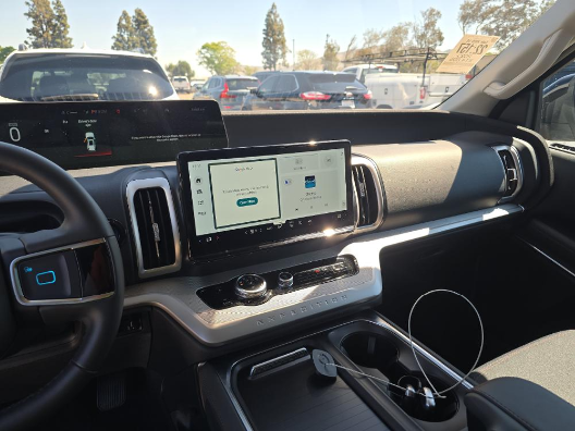 Used 2025 Silver Ford Active image 11