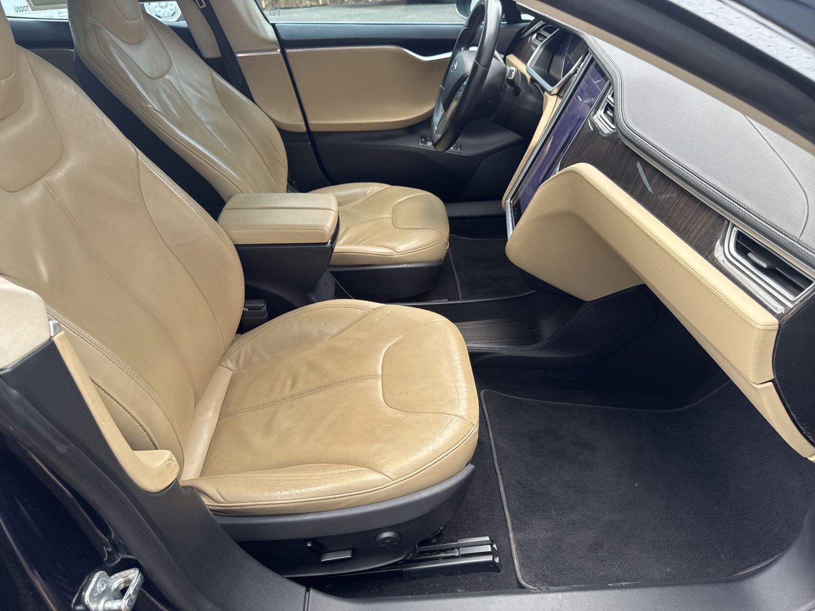 Used 2013 Blue Metallic Tesla Performance image 8