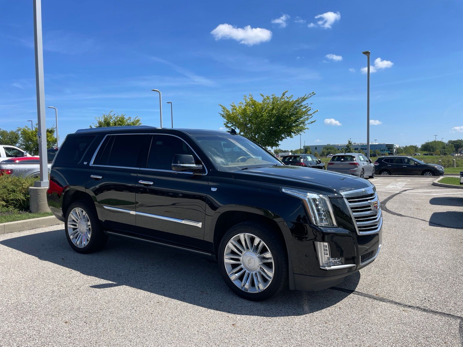  2017 Cadillac Escalade Platinum 4WD   