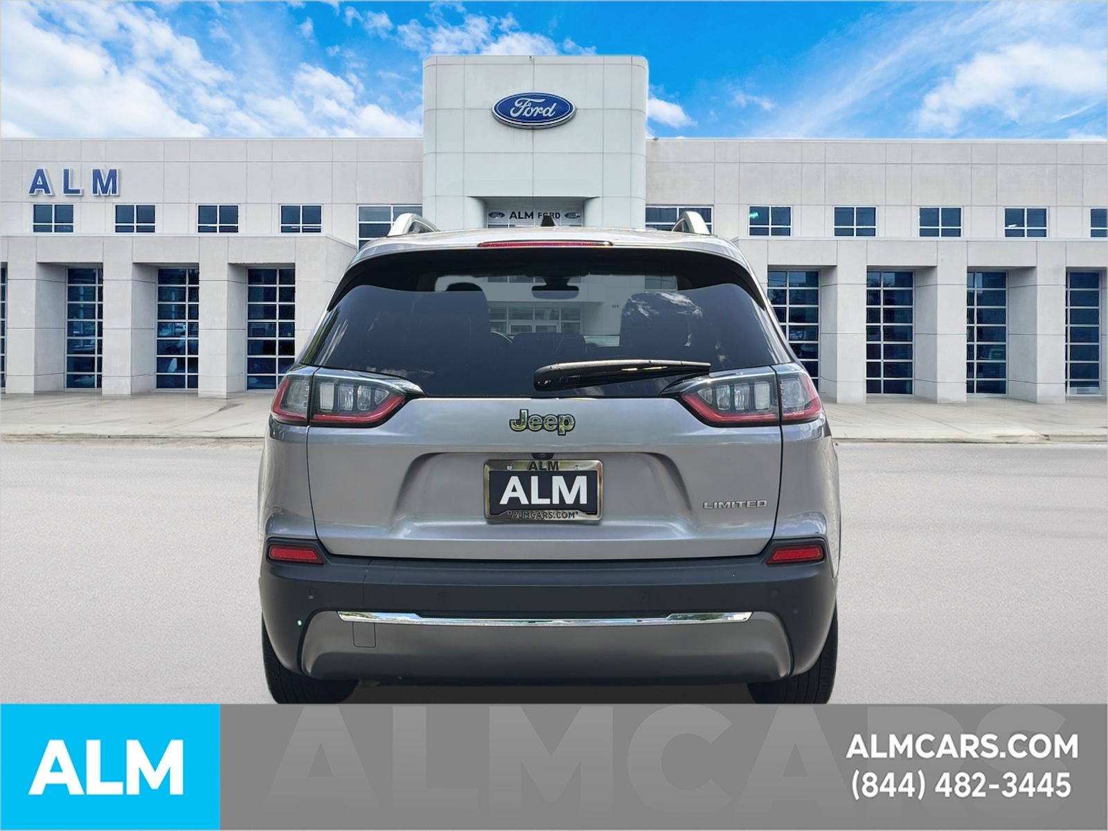 Used 2019 Silver Jeep Limited image 6