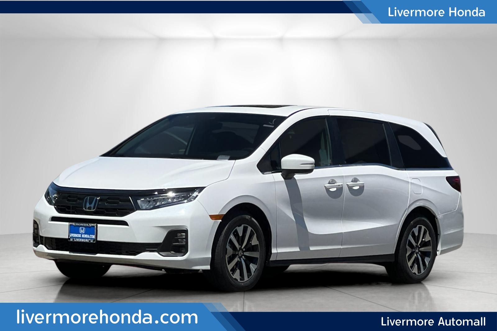 Platinum White Pearl 2026 Honda Odyssey Minivan Front-Wheel Drive Automatic