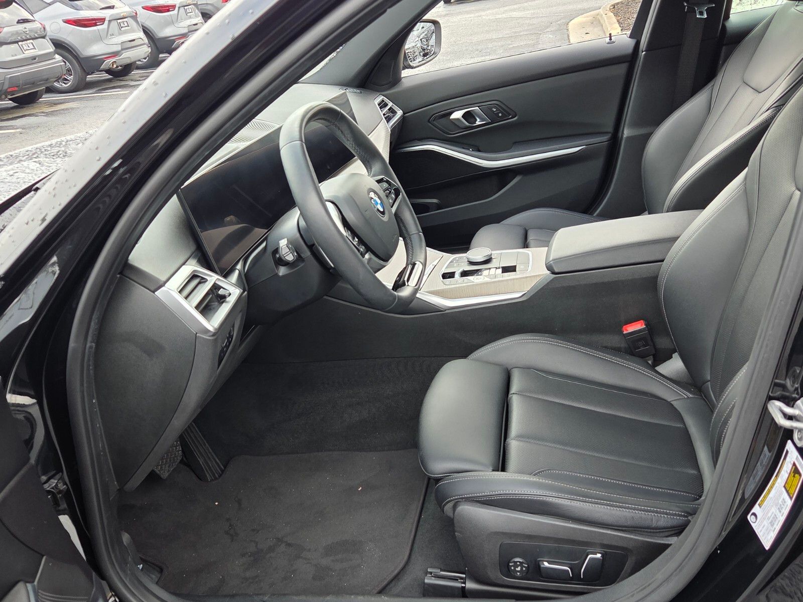 Used 2025 Black BMW 330i image 5