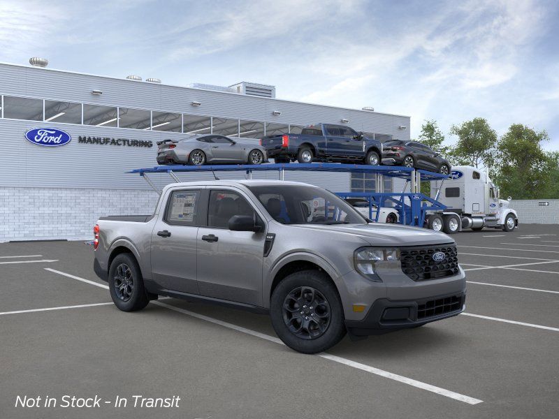 New 2026 Carbonized Gray Metallic Ford XLT image 7