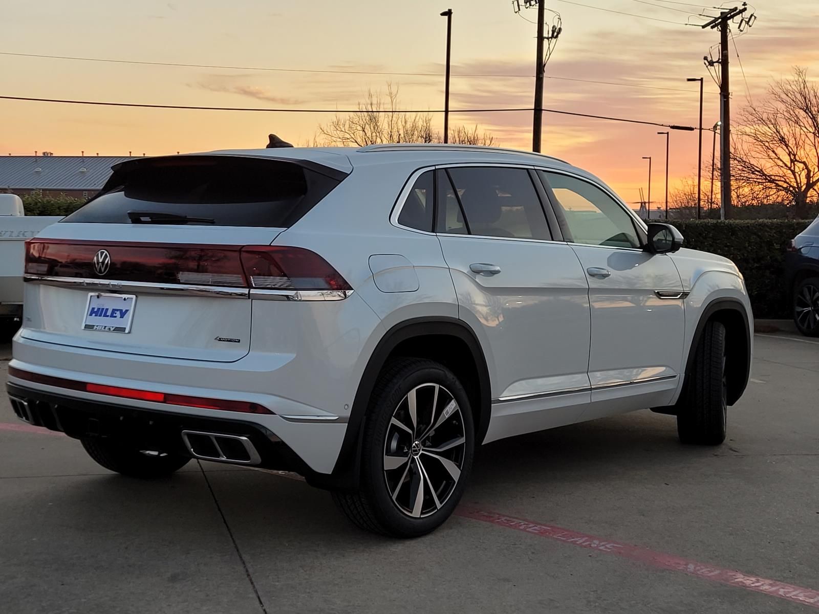 new 2026 Volkswagen Atlas Cross Sport car, priced at $49,474