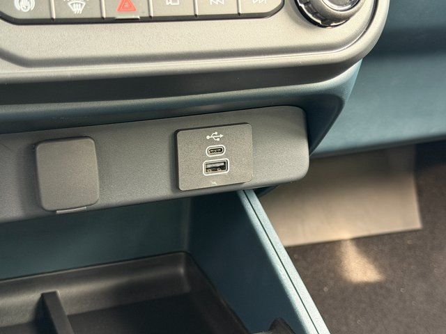 New 2026 Carbonized Gray Metallic Ford Lariat image 30
